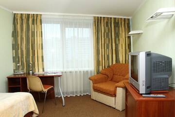 Фото номера Стандартный одноместный номер с душем Отель Slavinasport Hotel г. Жлобин 3